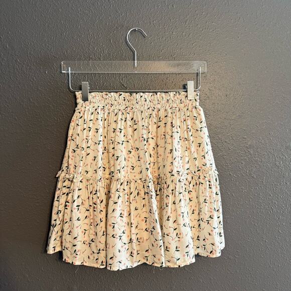 Princess Polly Floral Mini Skirt Size 2 - Picture 4 of 7